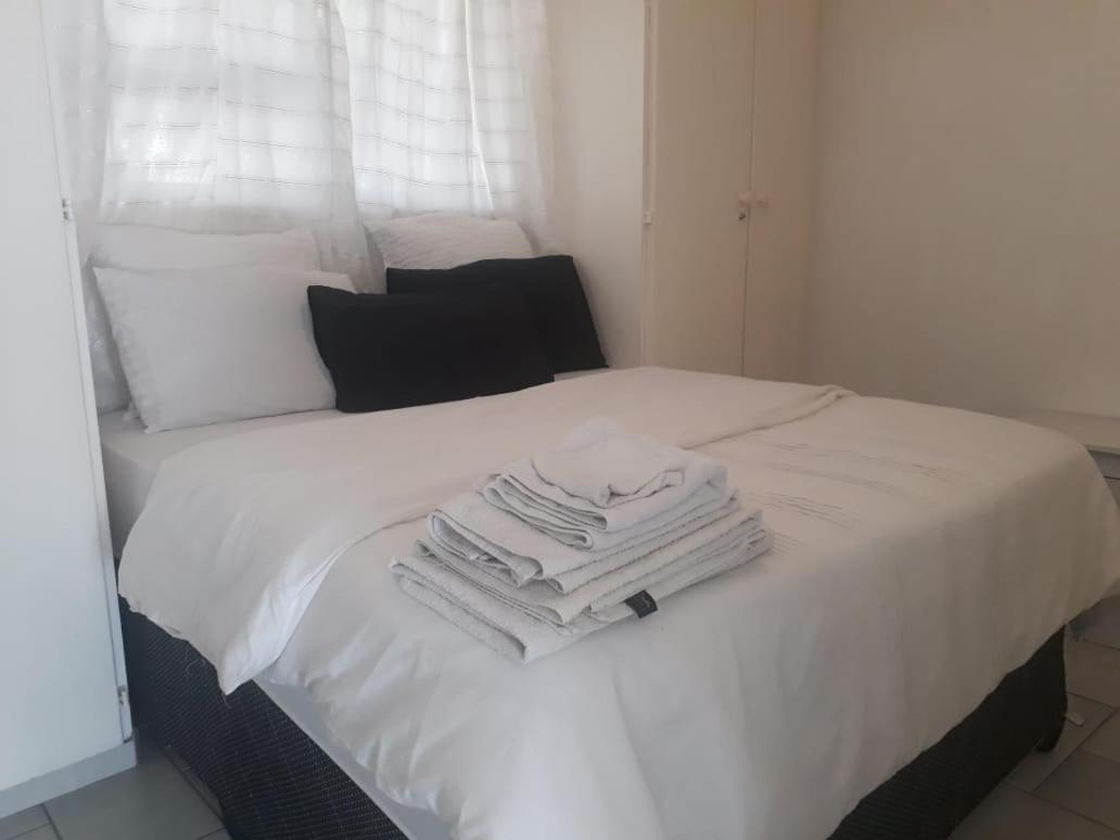 The Apartment On Katherine Street In Central Sandton Johannesburg Exterior foto